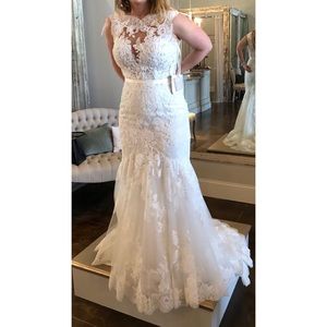 SOLD Pronovias Dril wedding dress 2018 collection